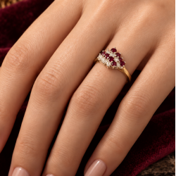 Pre Owned 18ct Ruby and Diamond Ring ZC40